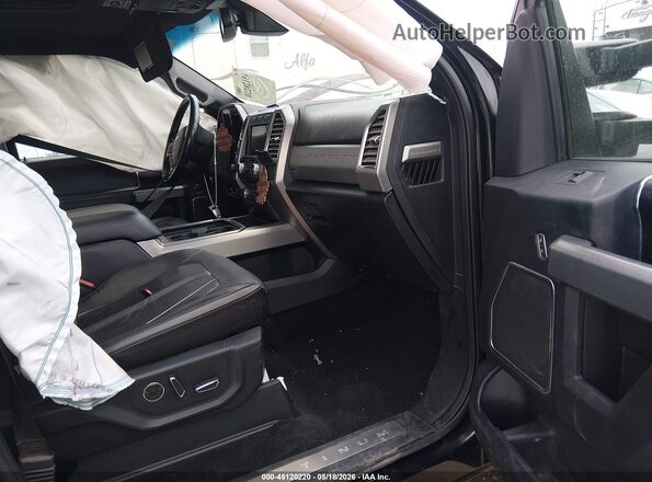 1FT7W2BT6JEB07476 2018 FORD F-250 Черный Вид салона спереди