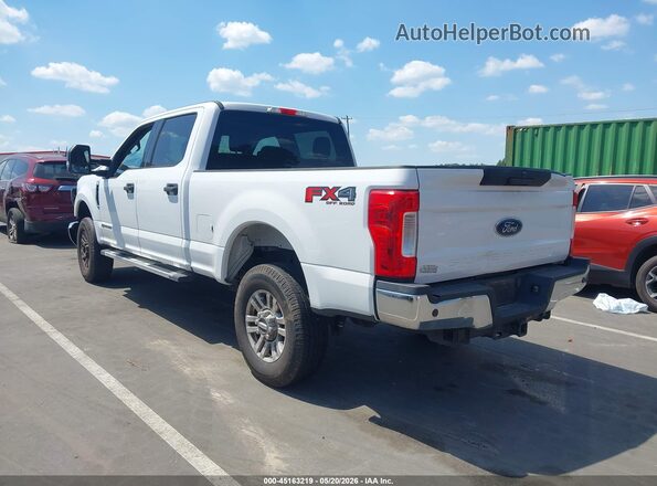 1FT7W2BT6JEC13281 2018 FORD F-250 Белый 