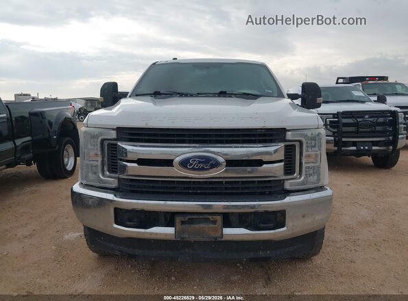 1FT7W2BT7KEE86778 2019 FORD F-250 White Սարքավորումների վահանակի տեսք