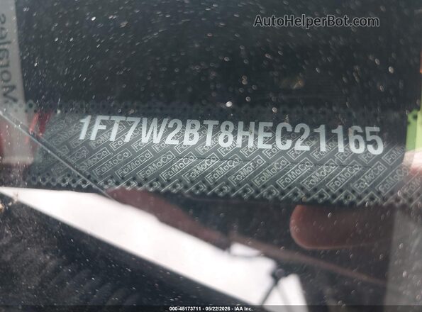 1FT7W2BT8HEC21165 2017 FORD F-250 Red ძრავის განყოფილების ხედი