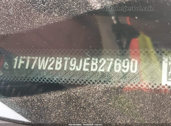 1FT7W2BT9JEB27690 2018 FORD F-250 Red Вид підкапотного простору