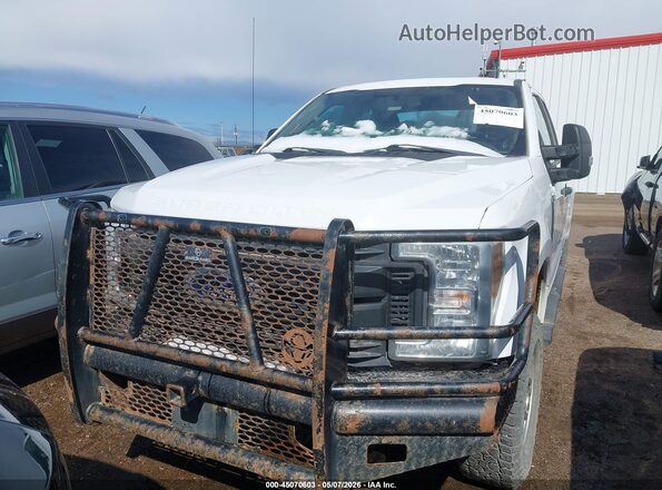 1FT7X2B62JEC63358 2018 FORD F-250 White 