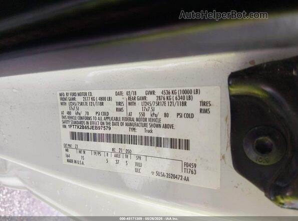 1FT7X2B65JEB97579 2018 FORD F-250 White Engine compartment view