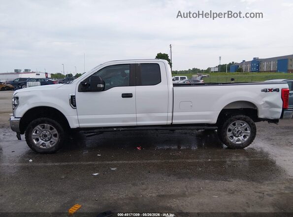 1FT7X2B65JEB97579 2018 FORD F-250 White 