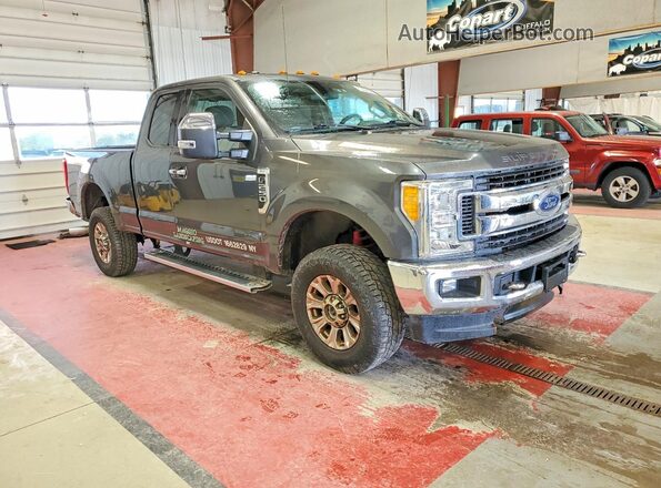 1FT7X2B6XHEE54729 2017 FORD F250 Gray 