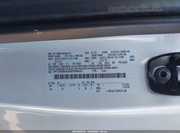 1FT7X2BA3SED56623 2025 FORD F-250 White ძრავის განყოფილების ხედი