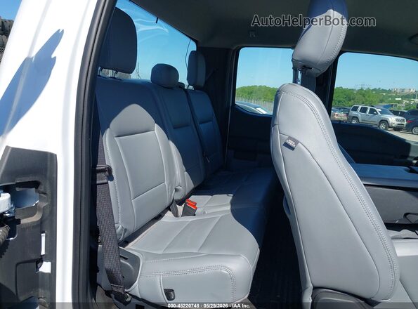 1FT7X2BA3SED56623 2025 FORD F-250 White VIN კოდის სტიკერის ხედი