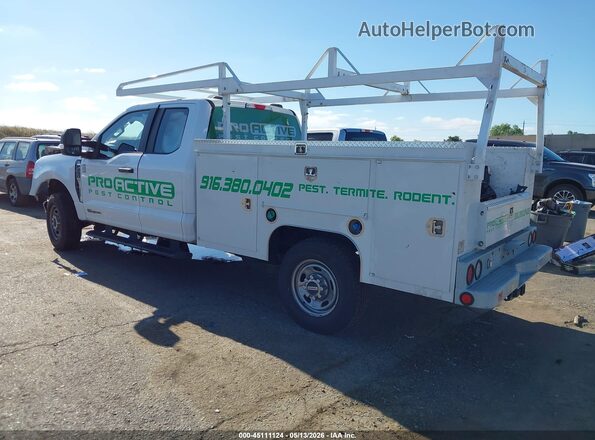1FT7X2BT7PEC28474 2023 FORD F-250 White Trasero izquierdo