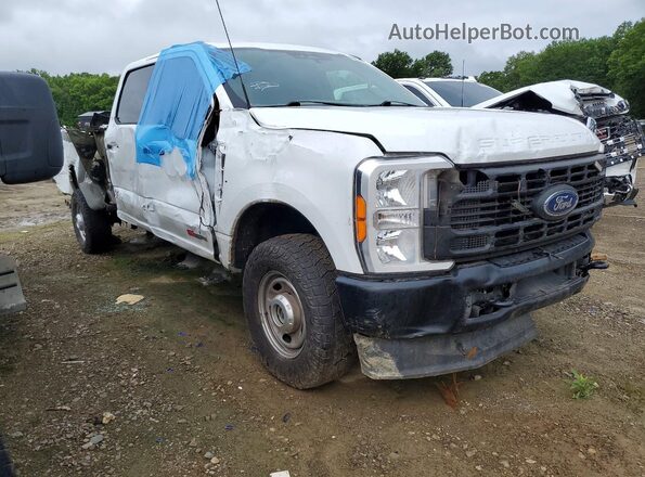 1FT8W2BM6PEC58324 2023 FORD F250 White Delantero derecho