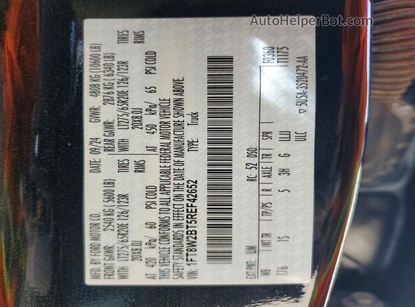 1FT8W2BT5REF42652 2024 FORD F250 Black Widok wnętrza 360 stopni