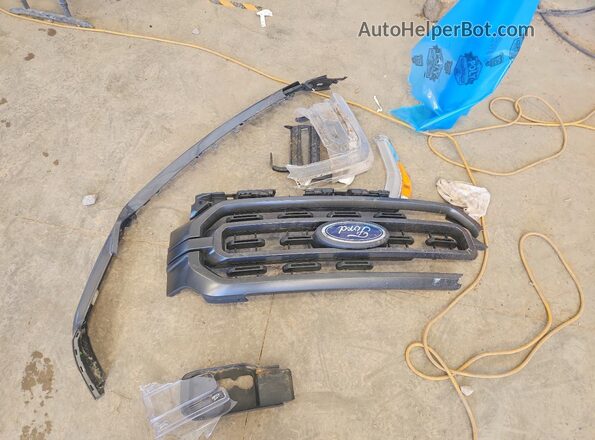 1FT8W2BT7SEC29916 2025 FORD F250 Black Vista del compartimento del motor