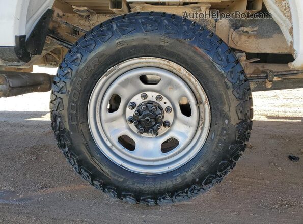 1FT8W3BT4NED77449 2022 FORD F350 White 