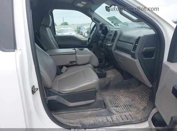 1FTBF2A69HEC65665 2017 FORD F-250 White Սալոնի դիմացի տեսք