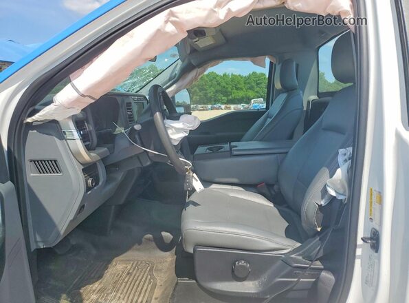 1FTBF2AA3REF37536 2024 FORD F250 Blue Вид салону спереду