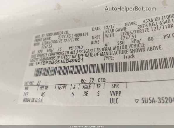1FTBF2B65JEB49951 2018 FORD F-250 White Engine compartment view
