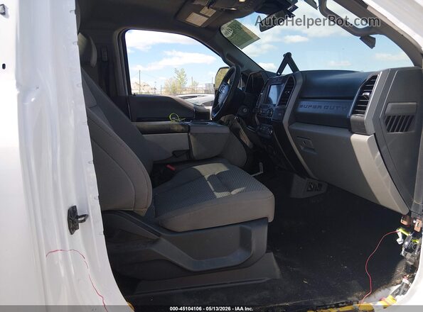 1FTBF2B65MED77369 2021 FORD F-250 White Widok naklejki z numerem VIN