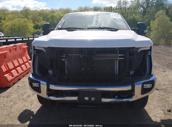 1FTBF2B65MED77369 2021 FORD F-250 White Widok zestawu wskaźników