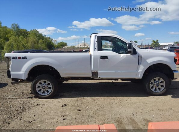 1FTBF2B65MED77369 2021 FORD F-250 White Widok wnętrza z tyłu