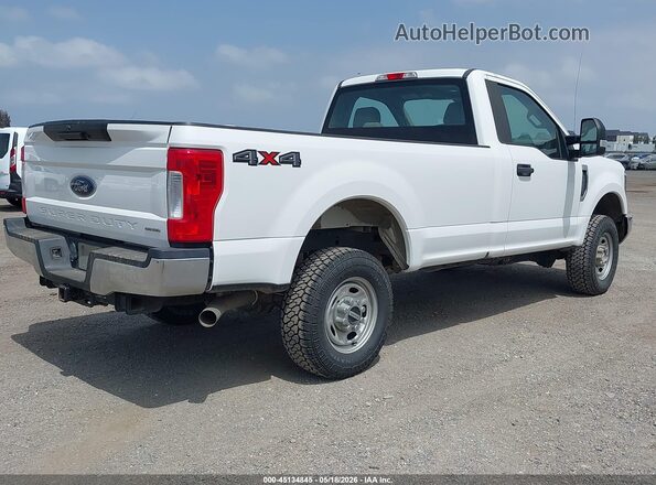 1FTBF2B69JEC69932 2018 FORD F-250 White Rear right