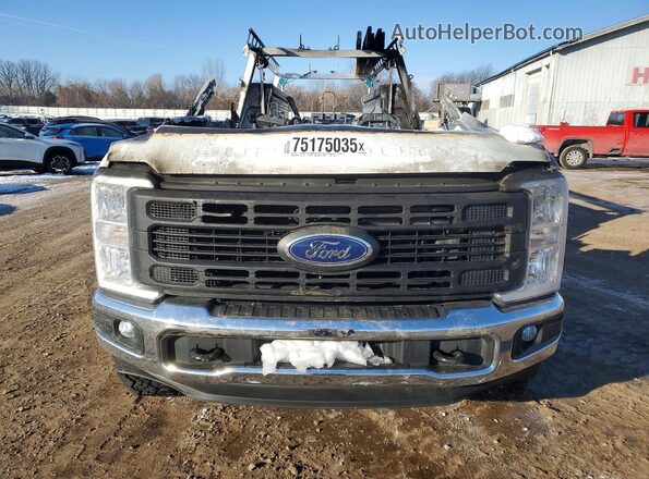 1FTBF2BA6SEC22377 2025 FORD F250 White Vista frontal