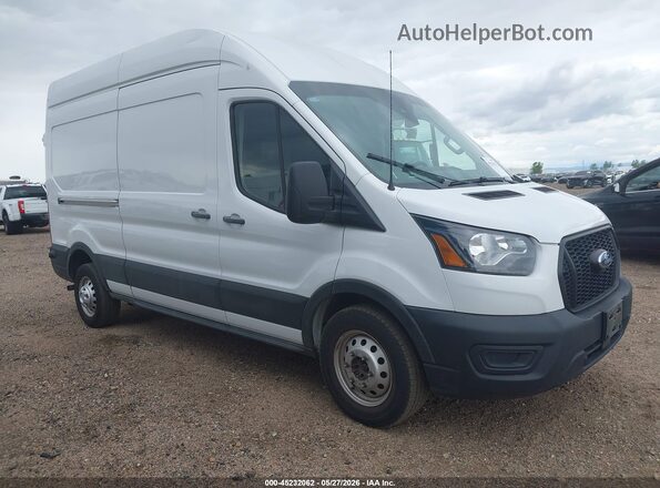 1FTBR2X86RKA73686 2024 FORD TRANSIT-250 White Widok wnętrza z tyłu