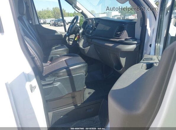 1FTBR3X81PKB00344 2023 FORD TRANSIT-250 White Front interior view