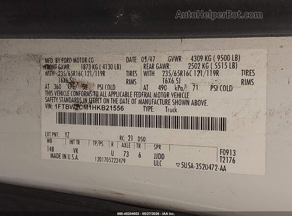 1FTBW2CM1HKB21556 2017 FORD TRANSIT-350 White Vista del compartimento del motor