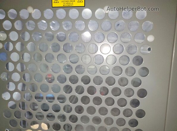 1FTBW2CM2JKB30983 2018 FORD TRANSIT White Widok tylnych siedzeń