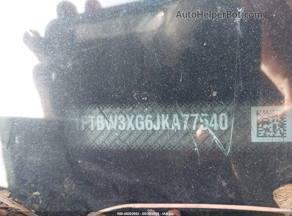 1FTBW3XG6JKA77540 2018 FORD TRANSIT-350 White Вид панелі приладів