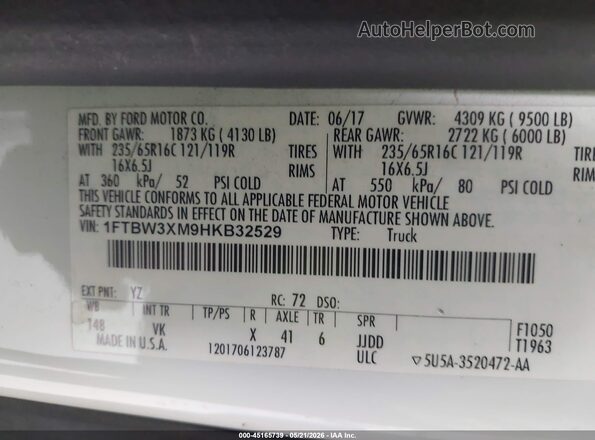 1FTBW3XM9HKB32529 2017 FORD TRANSIT-350 White Vista del compartimento del motor
