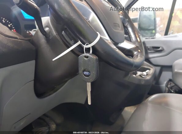 1FTBW3XM9HKB32529 2017 FORD TRANSIT-350 White Vista del salpicadero
