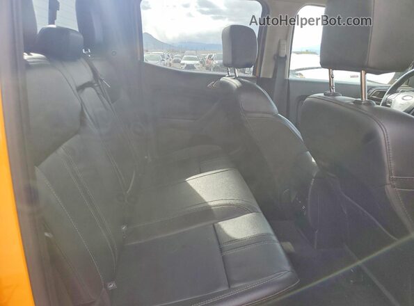 1FTER4FH2NLD14108 2022 FORD RANGER Gold Vista de los asientos traseros