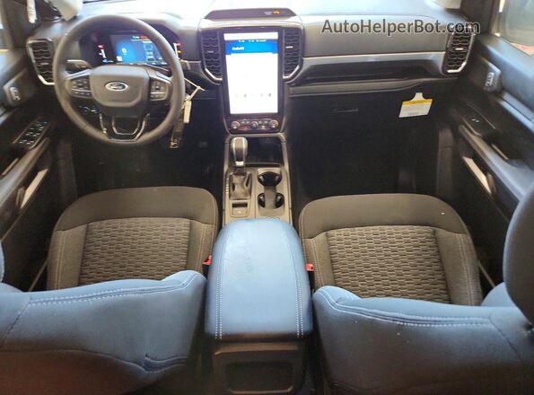 1FTER4HH5SLE78798 2025 FORD RANGER Black Вид панелі приладів
