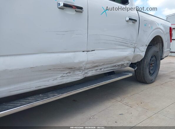 1FTEW1C58NKE19016 2022 FORD F150 White 