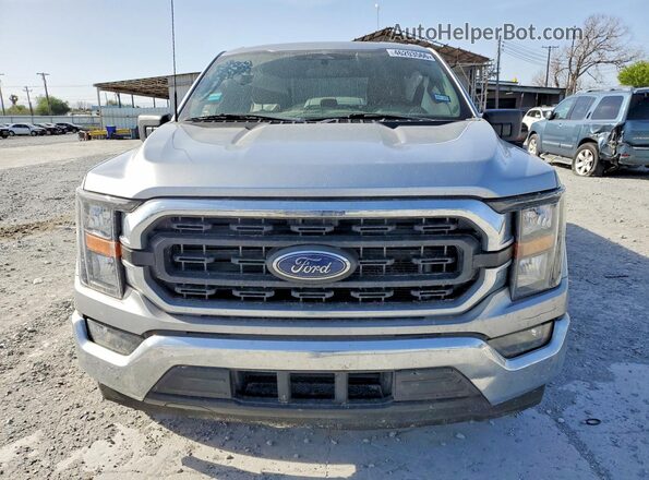 1FTEW1C89PFA25515 2023 FORD F150 Серебряный Вид спереди