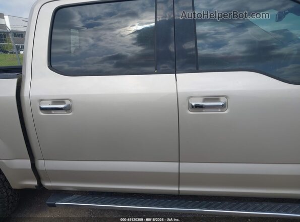 1FTEW1CP1JKD54120 2018 FORD F150 Золотой Вид задней части салона