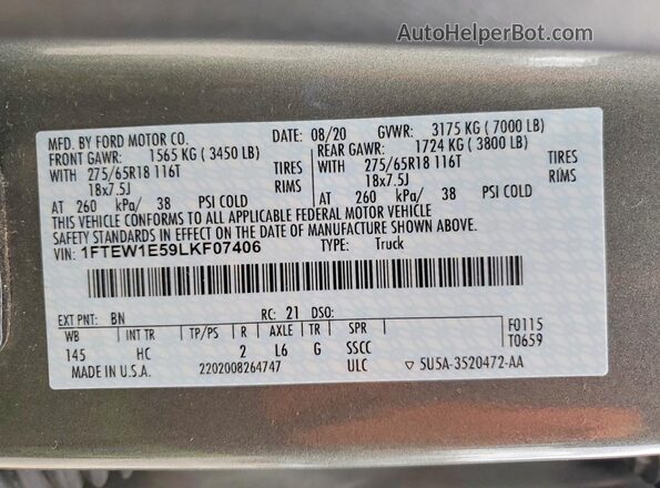 1FTEW1E59LKF07406 2020 FORD F150 Green Widok komory silnika