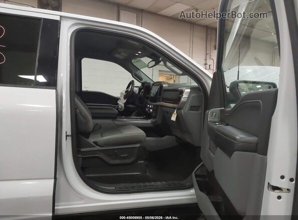 1FTEW1EP0NKD35805 2022 FORD F150 Gray Widok wnętrza z przodu