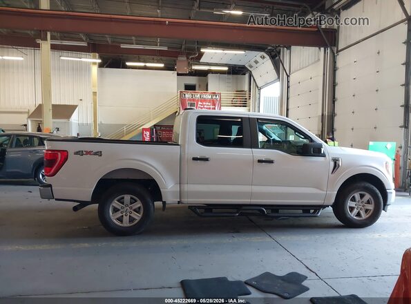 1FTEW1EP1NKE55709 2022 FORD F150 Белый Вид задней части салона