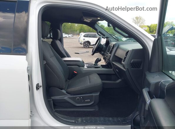 1FTEW1EP2JFD92915 2018 FORD F150 White Widok wnętrza z przodu