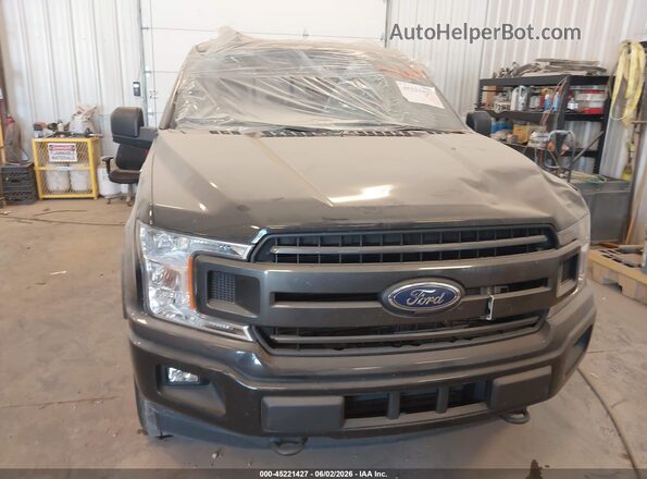 1FTEW1EP3LFA12581 2020 FORD F150 Black Widok z przodu