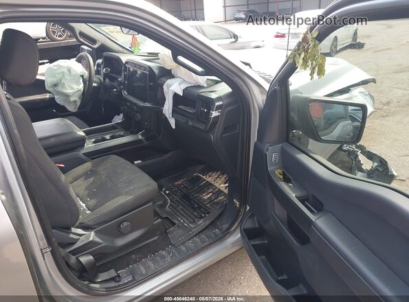 1FTEW2KP0RKE81721 2024 FORD F150 Gray Вид салону спереду