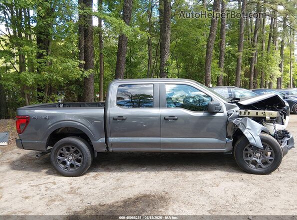 1FTEW2LP1TKD81746 2026 FORD F150 Gray Widok wnętrza z tyłu