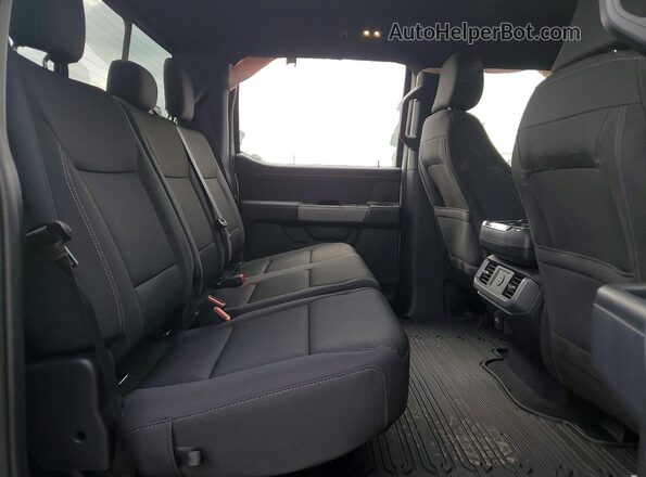 1FTEW3LP0TKD23374 2026 FORD F150 White Widok tylnych siedzeń