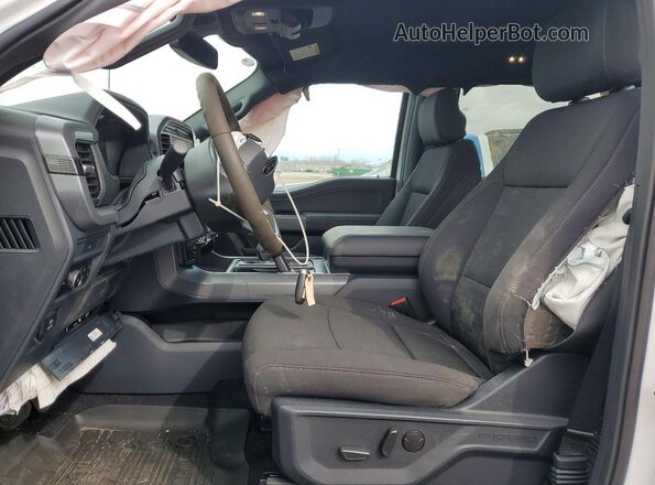 1FTEW3LP0TKD23374 2026 FORD F150 White Widok wnętrza z przodu