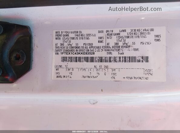 1FTEX1C43KKE83528 2019 FORD F150 White Vista del compartimento del motor
