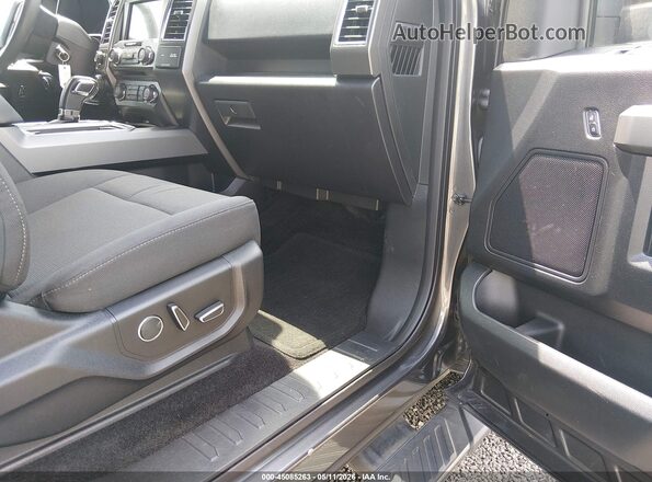 1FTEX1CP7HFA19086 2017 FORD F150 Gray წინა სალონის ხედი