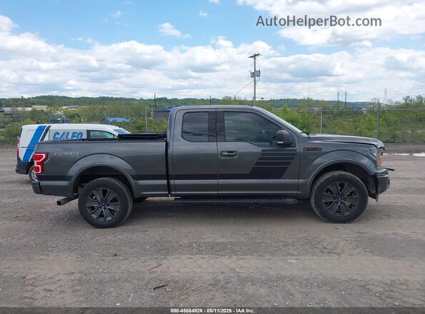 1FTEX1EP8JFC12639 2018 FORD F150 Gray Widok wnętrza z tyłu