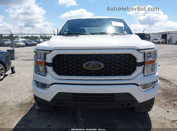 1FTFW1E53NFB72658 2022 FORD F150 White Սալոնի հետևի տեսք