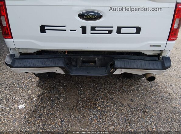 1FTFW1E82NFA79818 2022 FORD F150 Белый Вид спереди